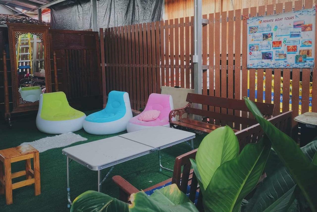 Bansuwan Homestay Ампхава Екстер'єр фото